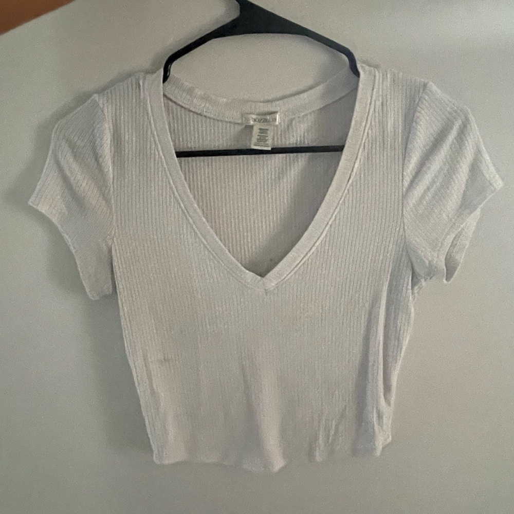 bozzolo white cropped V-neck